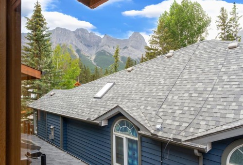 2-722 3Rd Street, Canmore, AB - 
