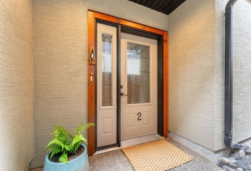 2-722 3Rd Street, Canmore, AB -  With Exterior