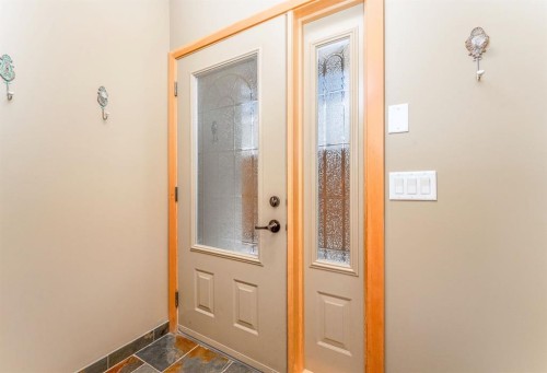 2-722 3Rd Street, Canmore, AB - Indoor Photo Showing Other Room