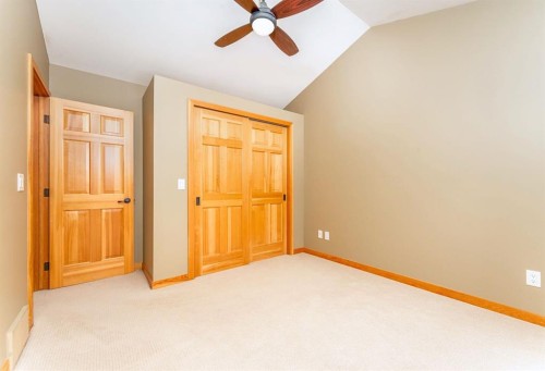 2-722 3Rd Street, Canmore, AB - Indoor Photo Showing Other Room