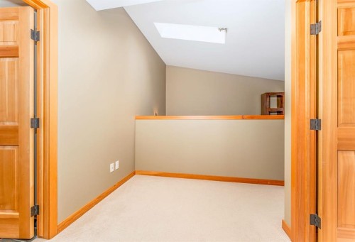 2-722 3Rd Street, Canmore, AB - Indoor Photo Showing Other Room