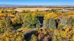 237 Escarpment Drive  Rural Rocky View County, AB T3Z 3M8