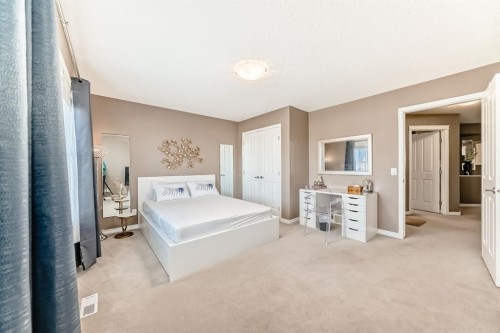 108 Seagreen Lane, Chestermere, AB - Indoor Photo Showing Bedroom