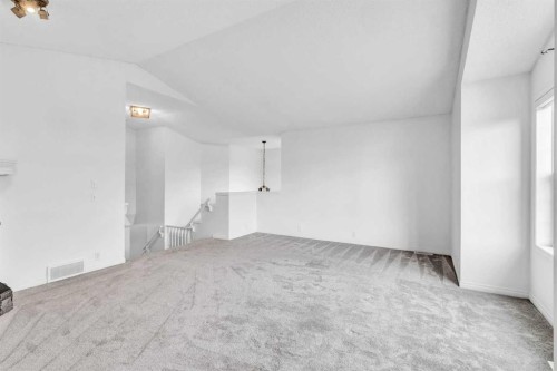 331 Springbank Place Sw, Calgary, AB - Indoor Photo Showing Other Room