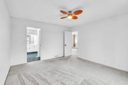 331 Springbank Place Sw, Calgary, AB - Indoor Photo Showing Other Room