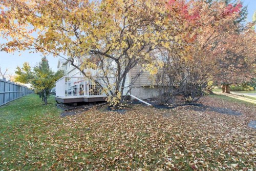 206 Mt Aberdeen Manor Se, Calgary, AB - Outdoor