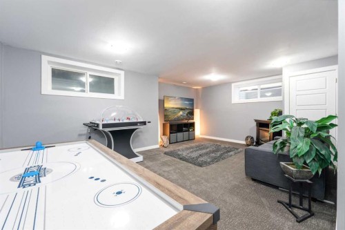 719 Hampton Hills Drive Ne, High River, AB - Indoor