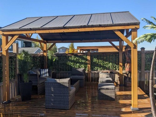 719 Hampton Hills Drive Ne, High River, AB - Outdoor With Deck Patio Veranda