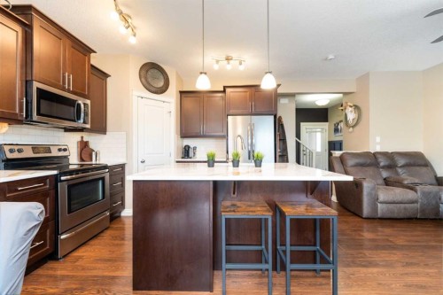 719 Hampton Hills Drive Ne, High River, AB - Indoor Photo Showing Kitchen With Stainless Steel Kitchen With Upgraded Kitchen