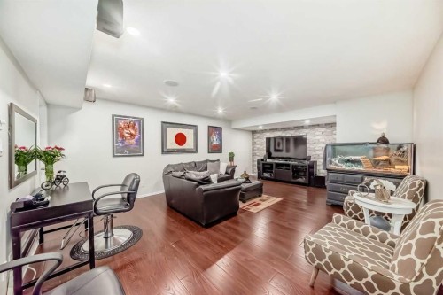 719 Panamount Boulevard Nw, Calgary, AB - Indoor