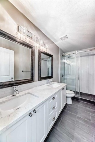 173 Aspenshire Drive Sw, Calgary, AB - Indoor Photo Showing Bathroom