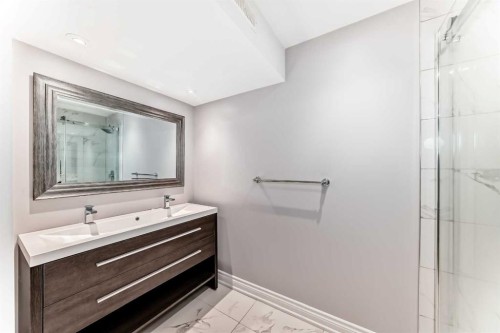 173 Aspenshire Drive Sw, Calgary, AB - Indoor Photo Showing Bathroom