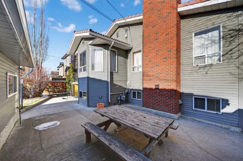 455 24 Avenue Ne, Calgary, AB - Outdoor With Exterior