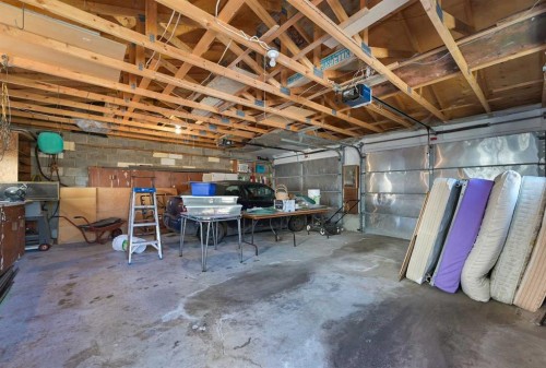 455 24 Avenue Ne, Calgary, AB - Indoor Photo Showing Basement