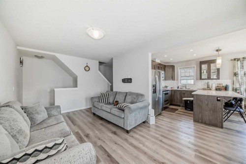 81 Cityscape Row Ne, Calgary, AB - Indoor Photo Showing Living Room