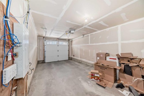81 Cityscape Row Ne, Calgary, AB - Indoor Photo Showing Garage