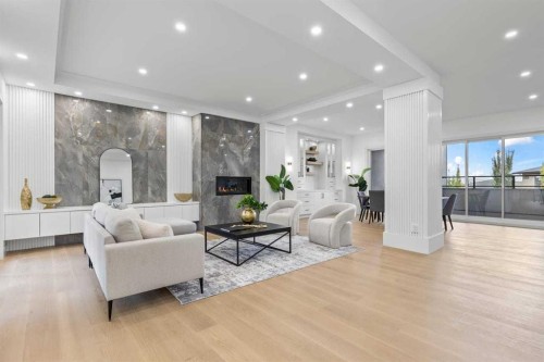 407 Patterson Boulevard Sw, Calgary, AB - Indoor Photo Showing Living Room