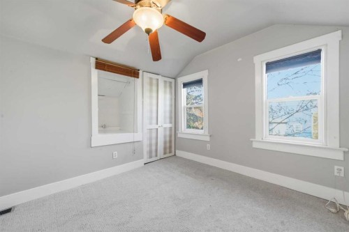 1529 27 Avenue Sw, Calgary, AB - Indoor Photo Showing Other Room