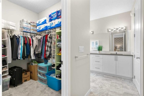 29 Magnolia Manor Se, Calgary, AB - Indoor With Storage