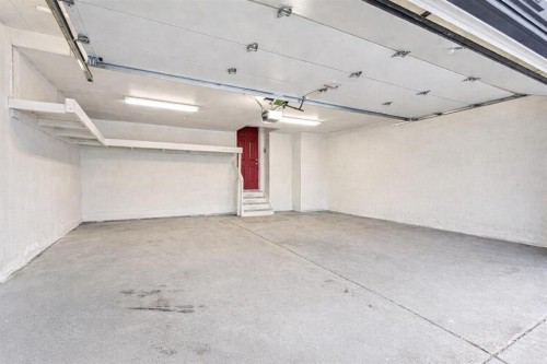 109 Copperfield Common Se, Calgary, AB - Indoor Photo Showing Garage