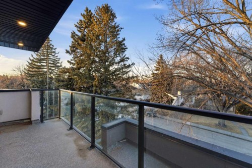 631 55 Avenue Sw, Calgary, AB - Outdoor