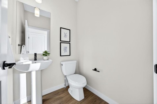 355 Fireside Drive Nw, Cochrane, AB - Indoor Photo Showing Bathroom