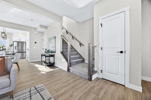 355 Fireside Drive Nw, Cochrane, AB - Indoor