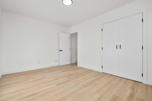 4720 Fordham Crescent Se, Calgary, AB - Indoor Photo Showing Other Room