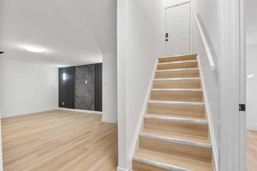 4720 Fordham Crescent Se, Calgary, AB - Indoor Photo Showing Other Room