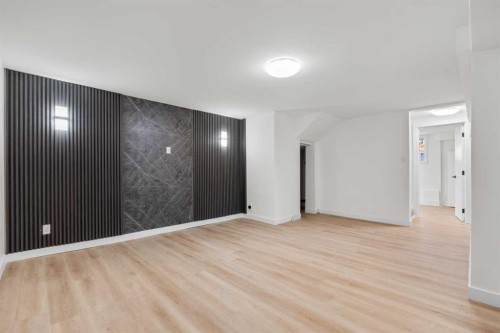 4720 Fordham Crescent Se, Calgary, AB - Indoor Photo Showing Other Room