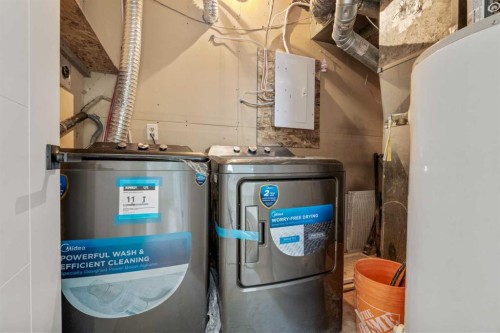 4720 Fordham Crescent Se, Calgary, AB - Indoor