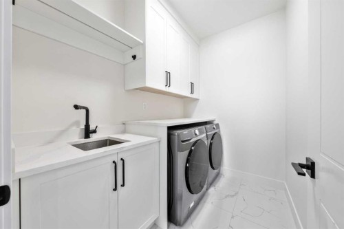 1417 42 Street Sw, Calgary, AB - Indoor Photo Showing Laundry Room