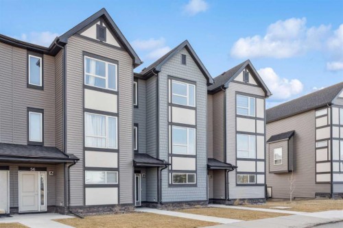 54 Evanscrest Manor Nw, Calgary, AB - Outdoor With Facade