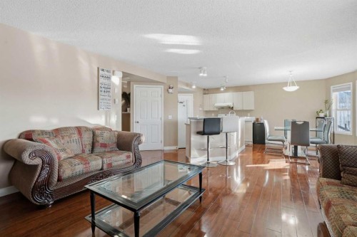 82 Martha'S Meadow Close Ne, Calgary, AB - Indoor Photo Showing Living Room