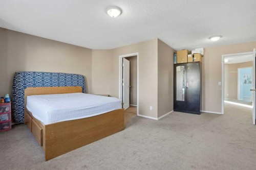 82 Martha'S Meadow Close Ne, Calgary, AB - Indoor Photo Showing Bedroom
