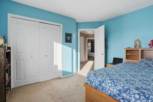 82 Martha'S Meadow Close Ne, Calgary, AB - Indoor Photo Showing Bedroom