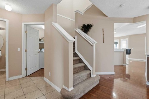 82 Martha'S Meadow Close Ne, Calgary, AB - Indoor Photo Showing Other Room