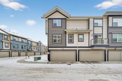 1137 McKenzie Towne Row SE Calgary, AB T2Z 1E2