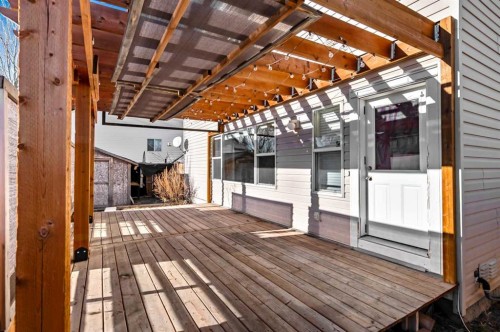 216 West Creek Close, Chestermere, AB - Outdoor With Exterior