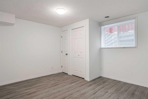 4712 Vegas Road Nw, Calgary, AB - Indoor Photo Showing Other Room