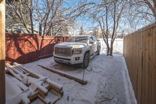 4712 Vegas Road Nw, Calgary, AB - Outdoor