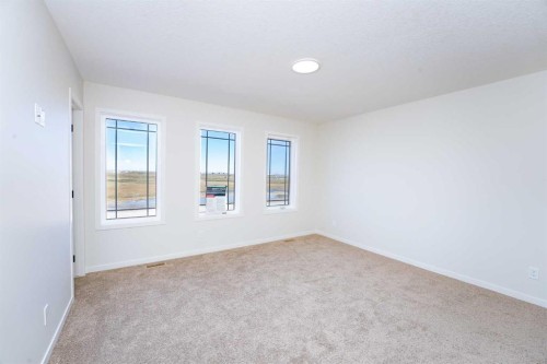 78 Corner Glen Grove Ne, Calgary, AB - Indoor Photo Showing Other Room