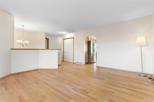 165 Quigley Drive, Cochrane, AB - Indoor