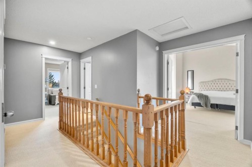 16 Woodacres Drive Sw, Calgary, AB - Indoor Photo Showing Other Room