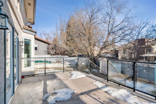 16 Woodacres Drive Sw, Calgary, AB - Outdoor