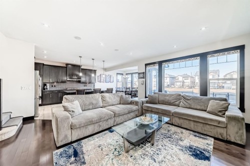 16 Skyview Shores Gardens Ne, Calgary, AB - Indoor Photo Showing Living Room
