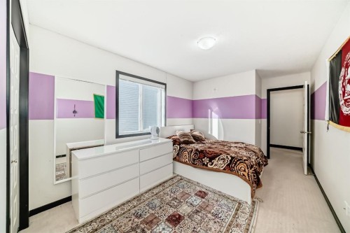16 Skyview Shores Gardens Ne, Calgary, AB - Indoor Photo Showing Bedroom