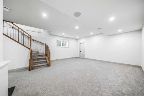 2533 2 Avenue Nw, Calgary, AB - Indoor