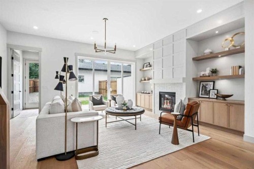 2533 2 Avenue Nw, Calgary, AB - Indoor With Fireplace