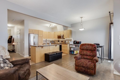 504-620 Luxstone Landing Sw, Airdrie, AB - Indoor